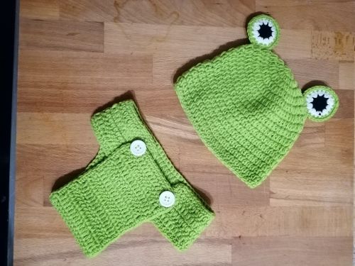 0-12 Months Frog Crochet Pattern Baby Beanie + Bloomer Set photo review