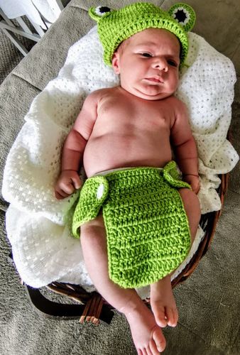 0-12 Months Frog Crochet Pattern Baby Beanie + Bloomer Set photo review