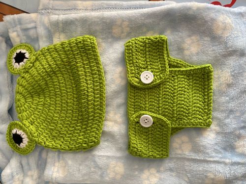 0-12 Months Frog Crochet Pattern Baby Beanie + Bloomer Set photo review