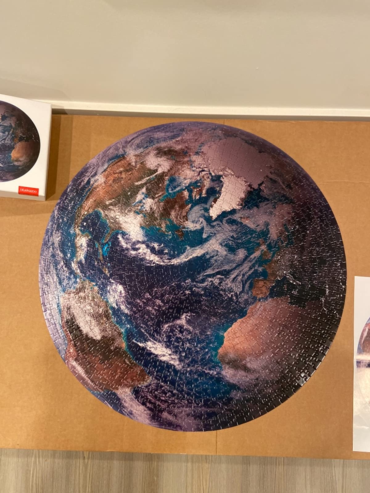 1000 Piece Round Earth Jigsaw Puzzle photo review