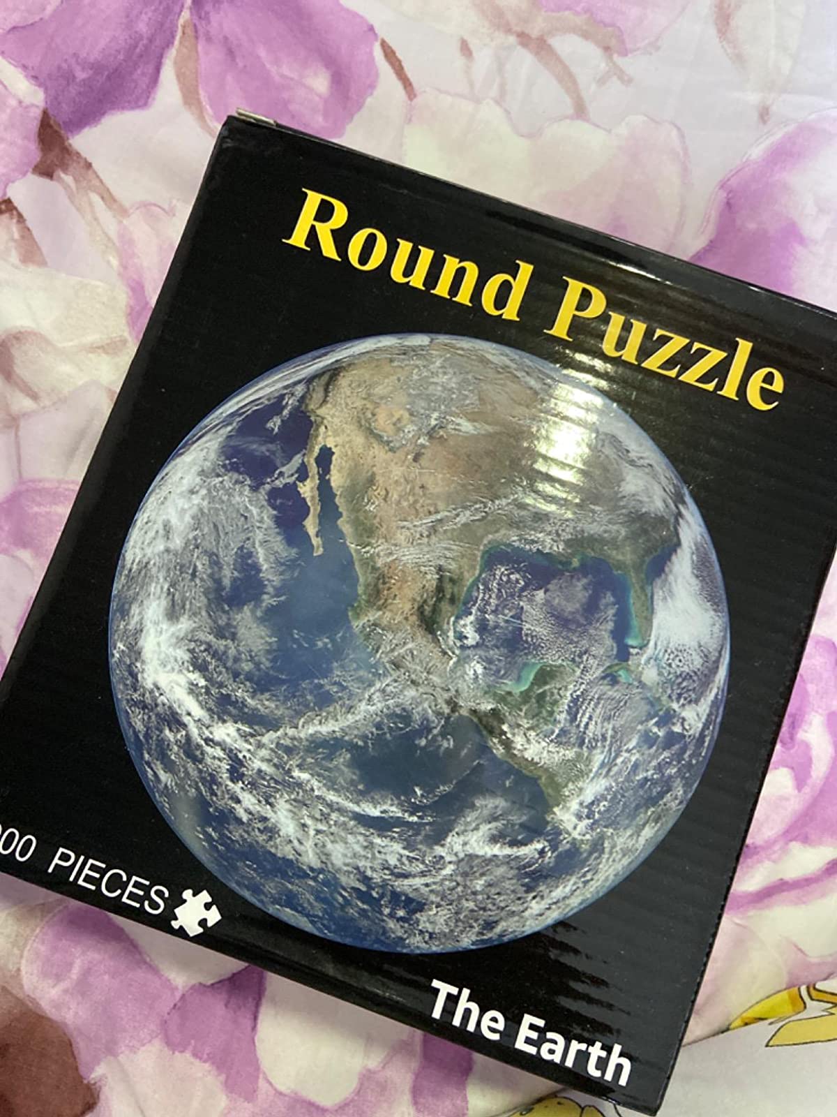 1000 Piece Round Earth Jigsaw Puzzle photo review