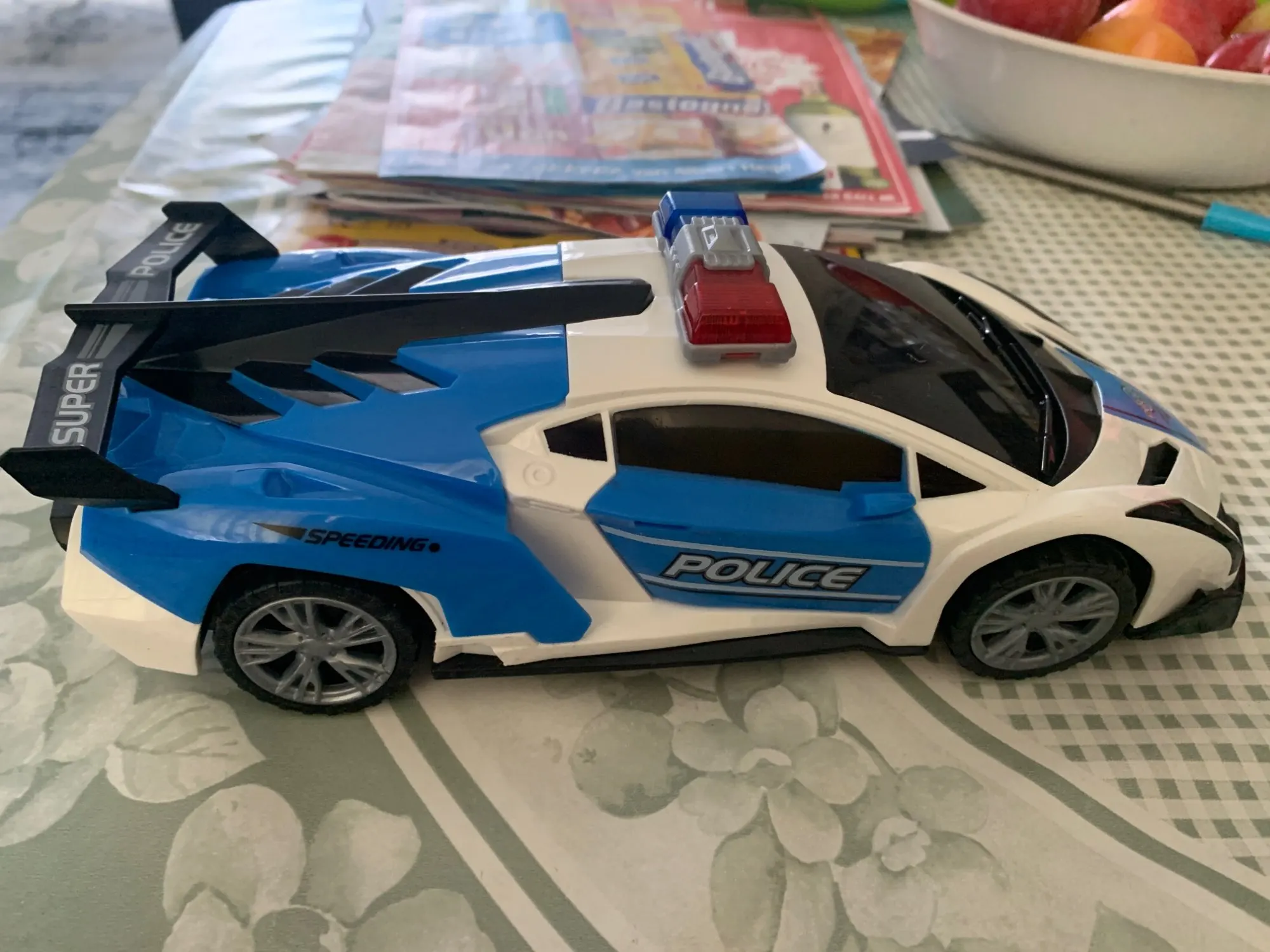 360 Rotating Light Up Police Car Toy photo review