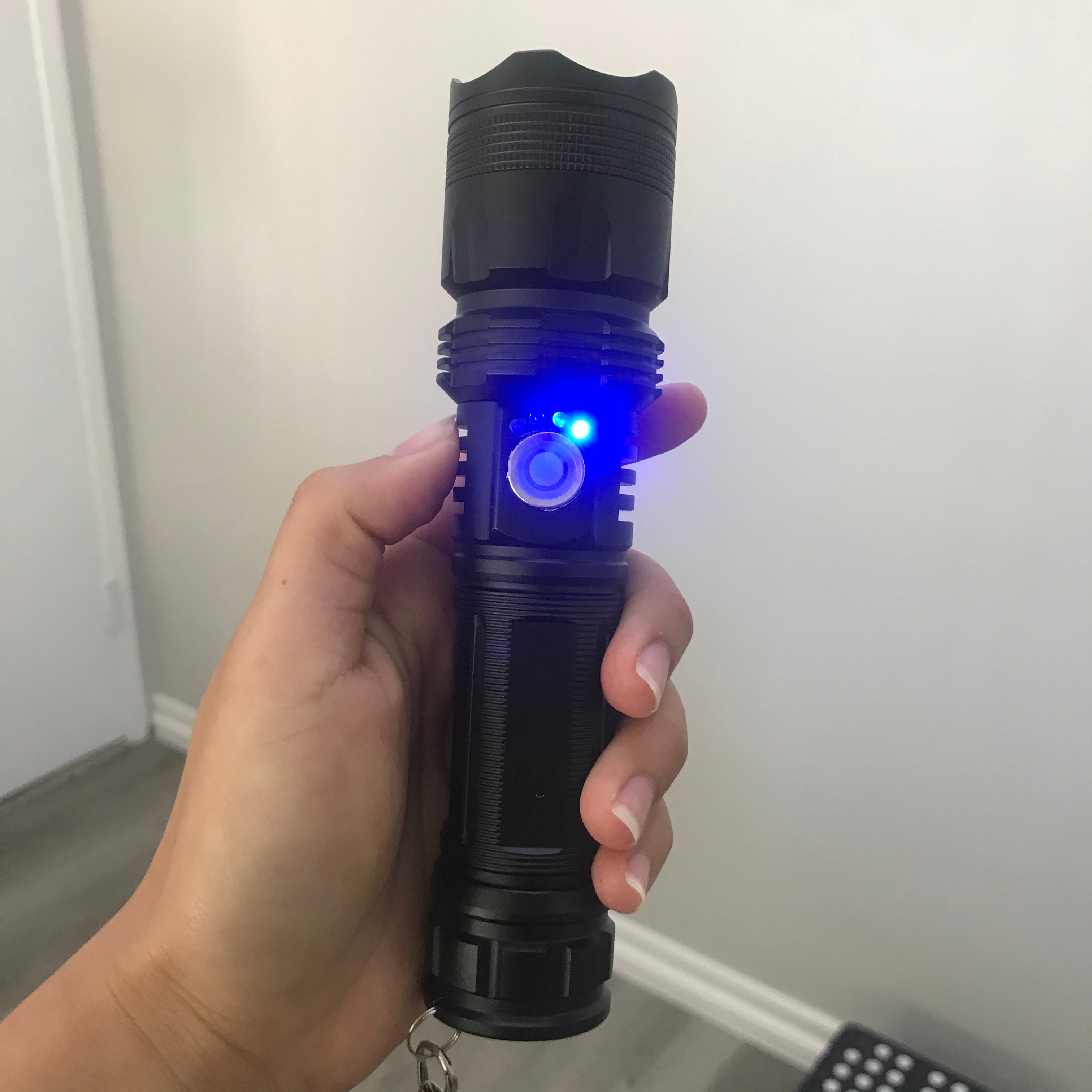 90000 Lumens Xhp50.2 Most Powerful Flashlight photo review