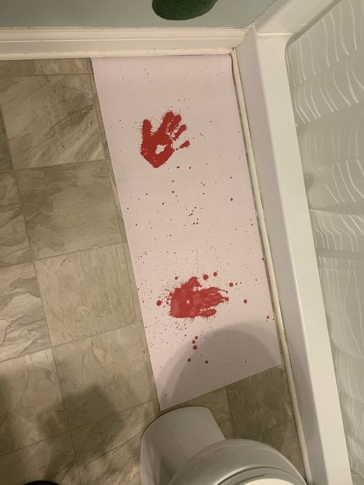 Bloody Color Changing Bath Mat photo review