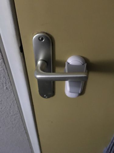 Children S Door Opening Artifact Anti Cat Anti Pet Room Door Lock photo review