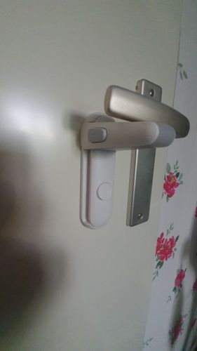 Children S Door Opening Artifact Anti Cat Anti Pet Room Door Lock photo review