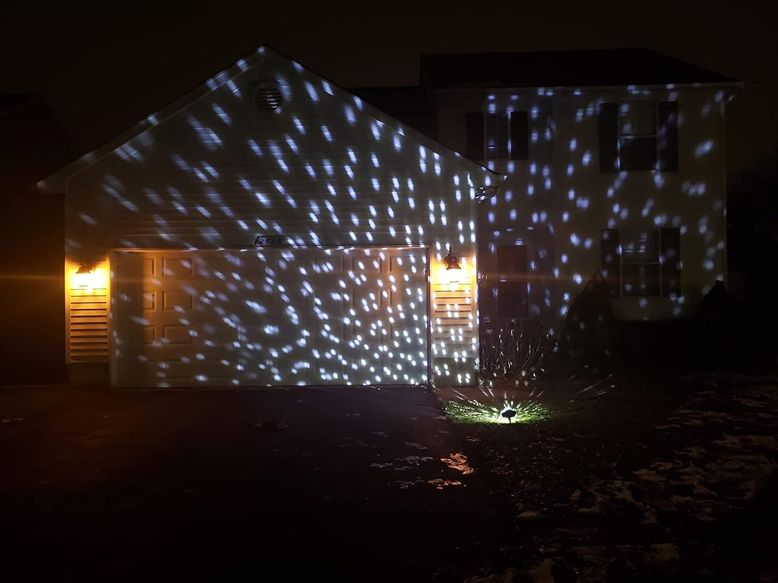 Christmas Falling Snow Flake Led Light Projector For Outdoor And Indoor photo review