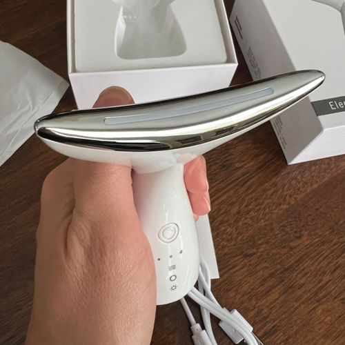 Double Chin Reducer Device -  Wrinkle Removal Device for Neck Face photo review