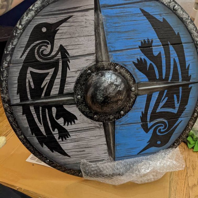 Eivor Valhalla Raven War Pattern Viking Shield photo review