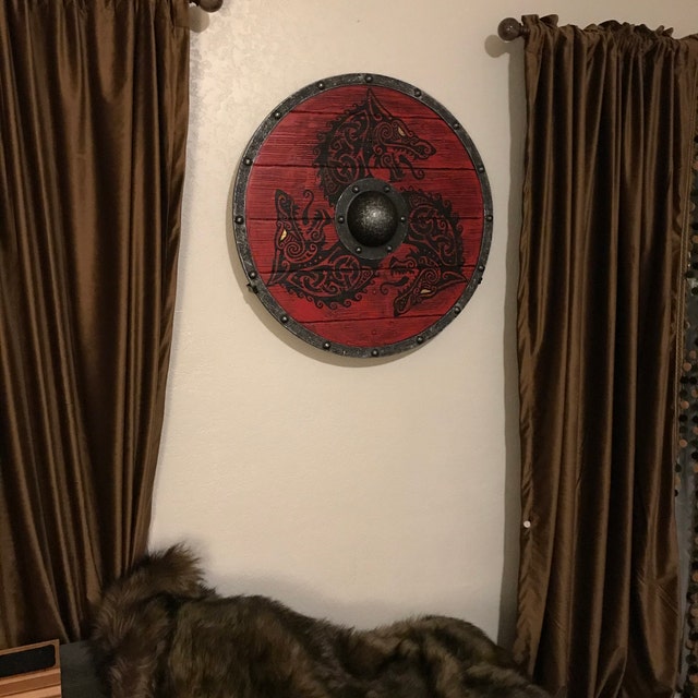 Eivor Valhalla Raven War Pattern Viking Shield photo review