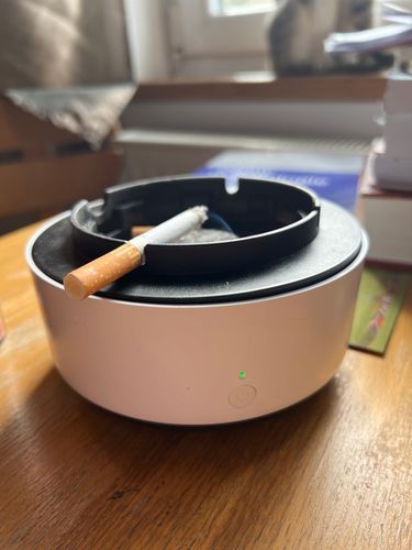 Electronic Smokeless Ashtray - Smoke Air Purifier for Household Office photo review