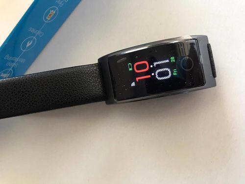 Fitband Blutdruck-Smartwatch, Herzfrequenzmesser und Schrittzähler photo review