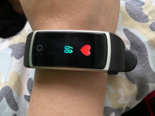 Fitband Blutdruck-Smartwatch, Herzfrequenzmesser und Schrittzähler photo review