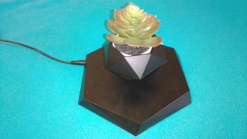 Schwimmender, magnetisch schwebender Blumentopf, Bonsai-Luftpflanzentopf, Pflanzgefäß, für Zuhause, Büro, Schreibtisch photo review