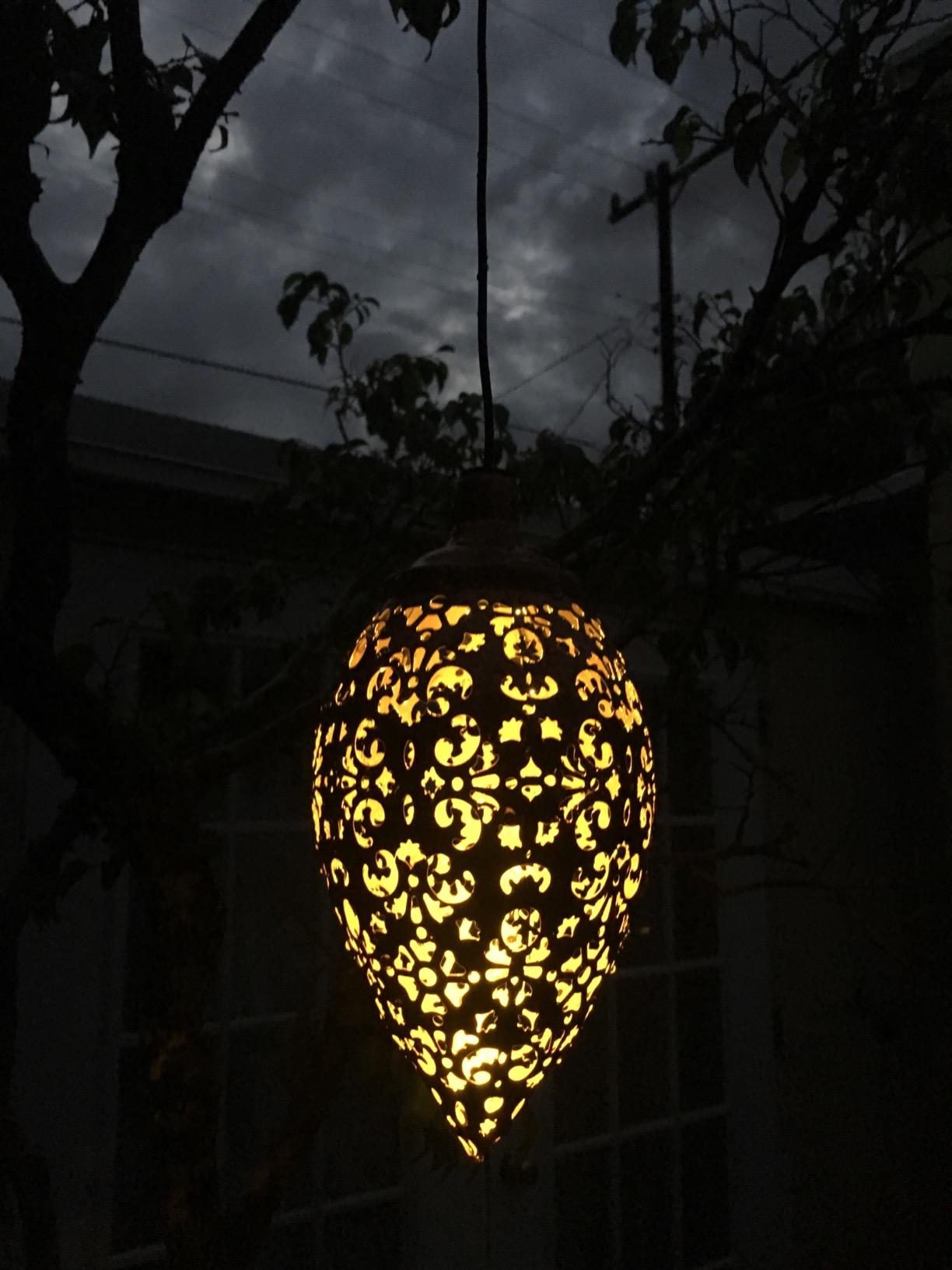 Hanging Solar Lights Lantern Led Garden Lights Metal Lamp Waterproof For Outdoor Hanging Decor photo review