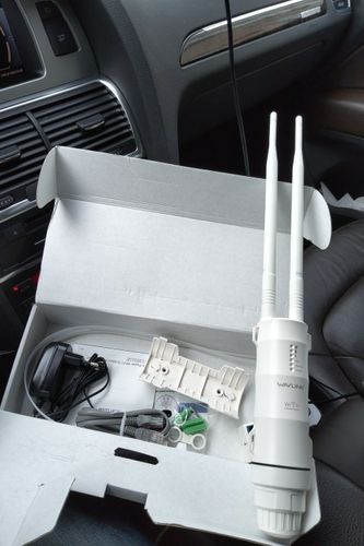 High Power Outdoor Weatherproof Wireless Wifi Extender photo review