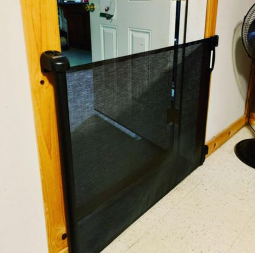 Indoor Retractable Dog Gate Mesh photo review