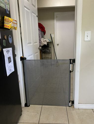 Indoor Retractable Dog Gate Mesh photo review