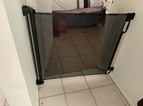 Indoor Retractable Dog Gate Mesh photo review