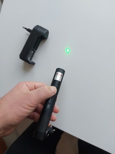 Laser 303 - The High Power Laser Pointer photo review