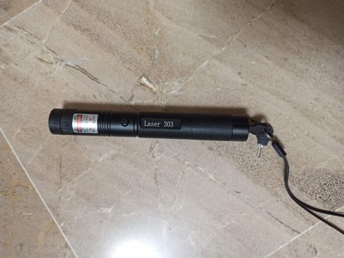 Laser 303 - The High Power Laser Pointer photo review