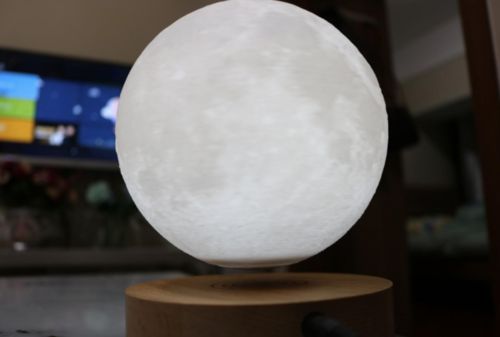 Levitating 3D Moon Lamp photo review