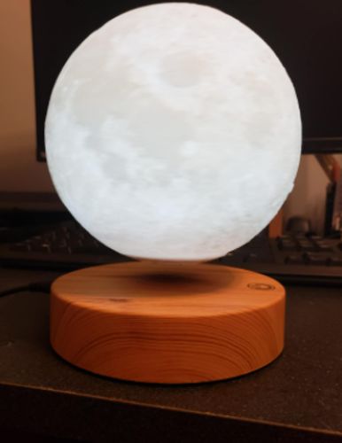 Levitating 3D Moon Lamp photo review