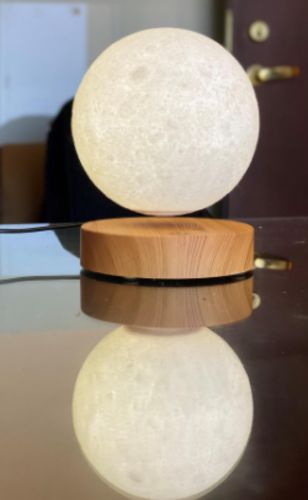 Levitating 3D Moon Lamp photo review