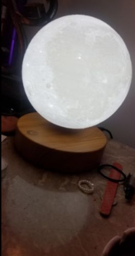 Levitating 3D Moon Lamp photo review