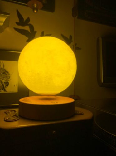 Levitating 3D Moon Lamp photo review