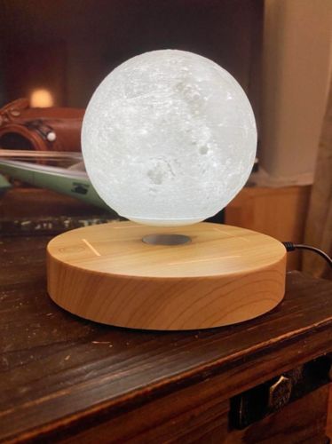 Levitating 3D Moon Lamp photo review