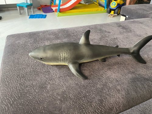 Lifelike Baby Shark photo review