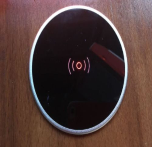 Minimalist Invisible Wireless Charger photo review