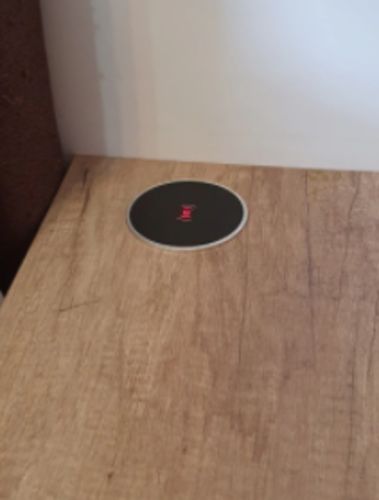 Minimalist Invisible Wireless Charger photo review