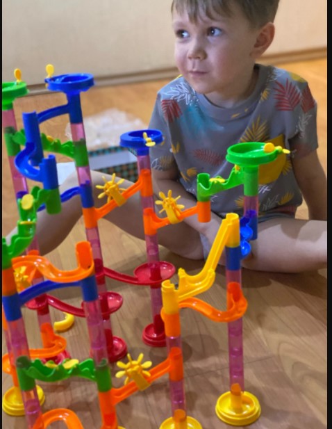 Marble Run Sets For Kids - 105 Pieces Marble Race Track Marble Maze Madness Game Stem Building Tower photo review