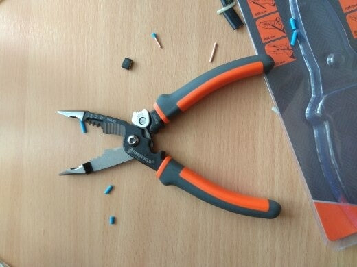 Multifunctional Electrician Pliers (6-In-1) photo review