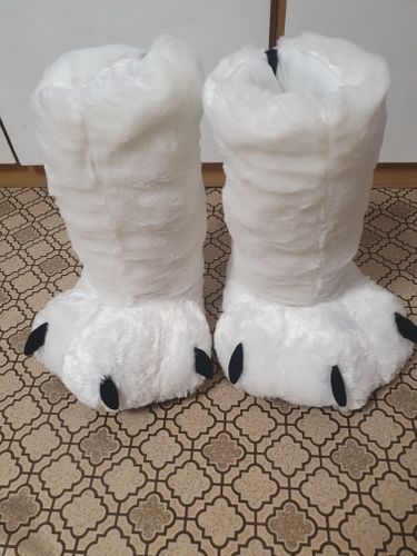 Oversized Bear Claw Winter Slippers photo review