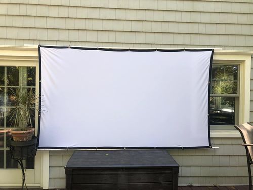 Tragbare Outdoor-Filmprojektor-Leinwand – 150 Zoll photo review