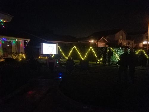 Portable Outdoor Movie Projector Screen - 150" photo review