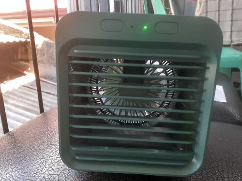 Rechargeable Mini Portable Air Conditioner photo review