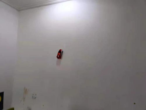 Remote Control Gravity Defying Wall Climbing Rc Car photo review