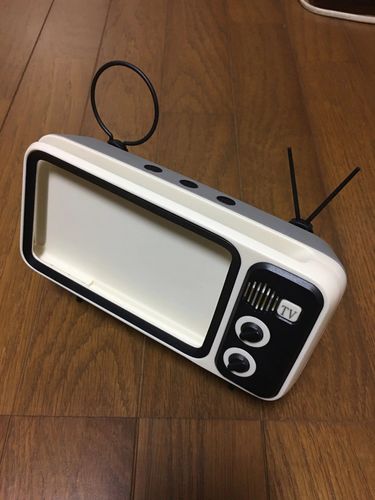 Retro Tv Phone Holder & Bluetooth Speaker photo review