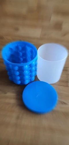 Revolutionary Ice Cube Maker photo review