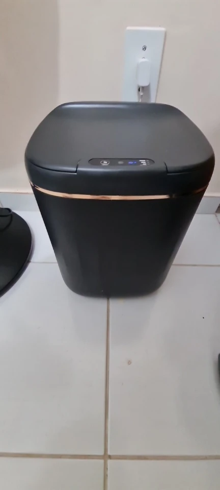 Smart Trash Can With Lid For Bedroom And Living Room photo review