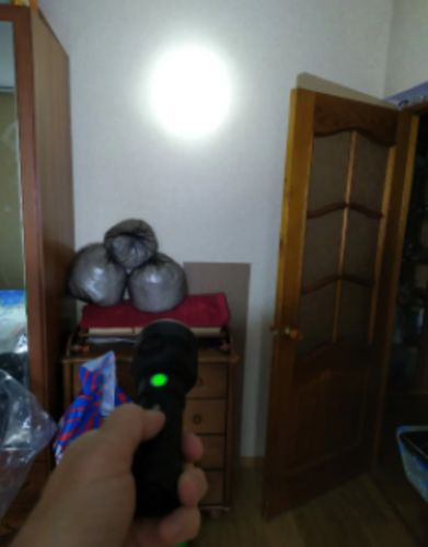 Super-Bright 90000Lm Shadowhawk Flashlight Cree Led P70 photo review