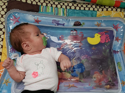 Tummy Time Water Mat - Baby Inflatable Aquarium Water Mat Toy photo review