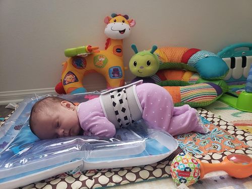 Tummy Time Water Mat - Baby Inflatable Aquarium Water Mat Toy photo review