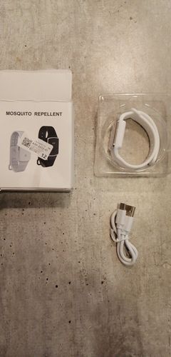 Ultrasonic Mosquito Repellent Bracelet photo review